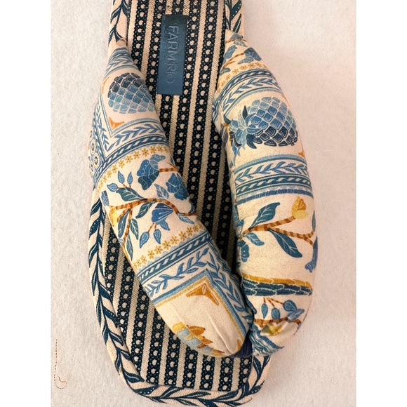 Farm Rio Navy White Floral Puffy Rubber Sole Flip Flop, 9 - Picture 8 of 8